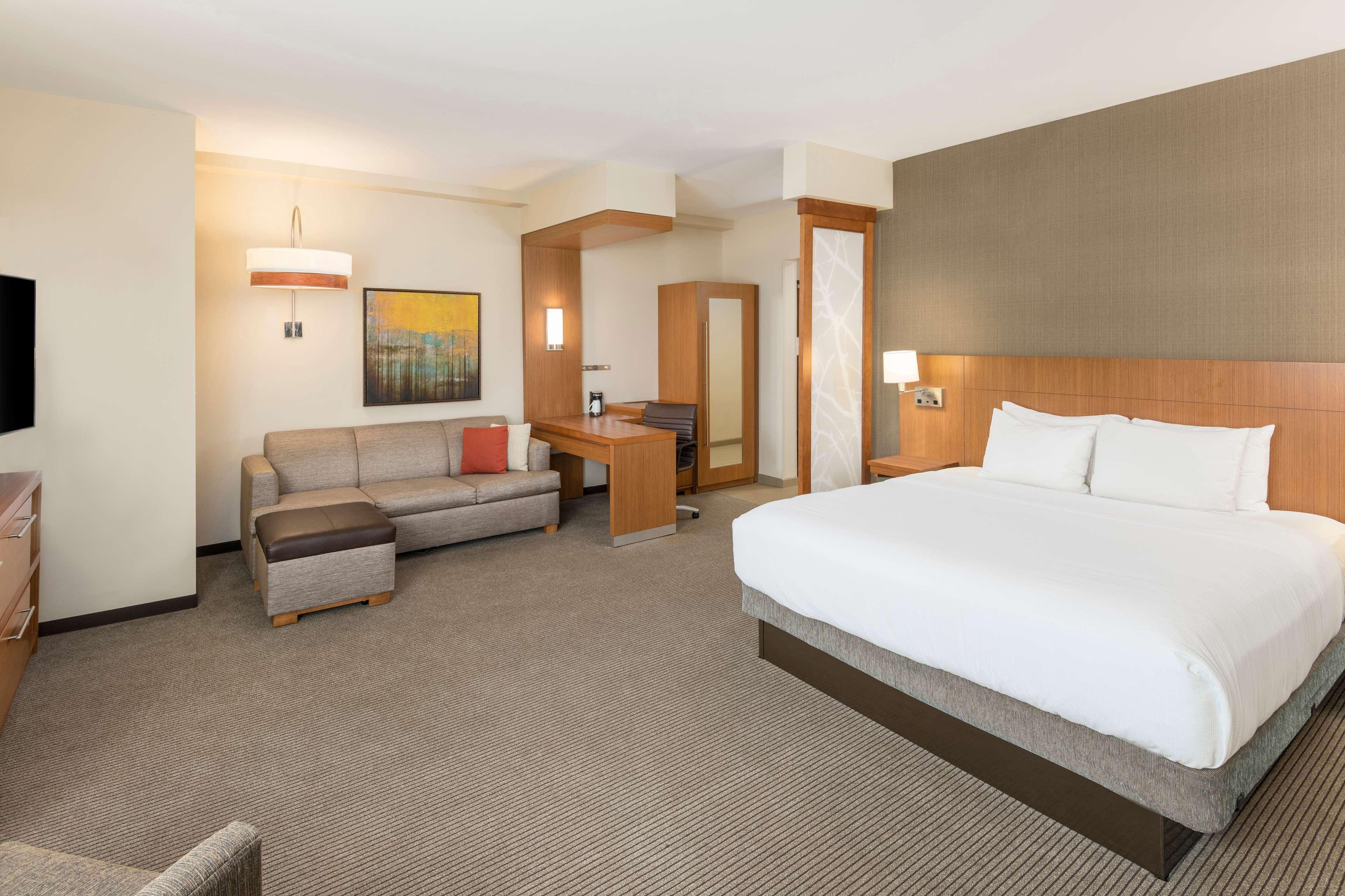 Hyatt Place Greenville Downtown Exteriör bild