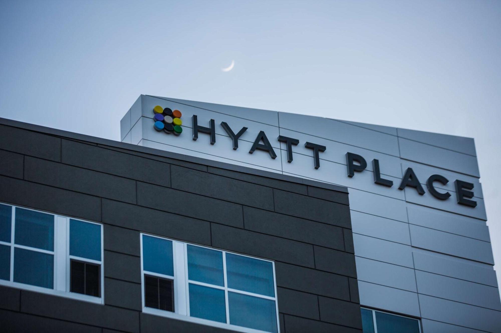 Hyatt Place Greenville Downtown Exteriör bild